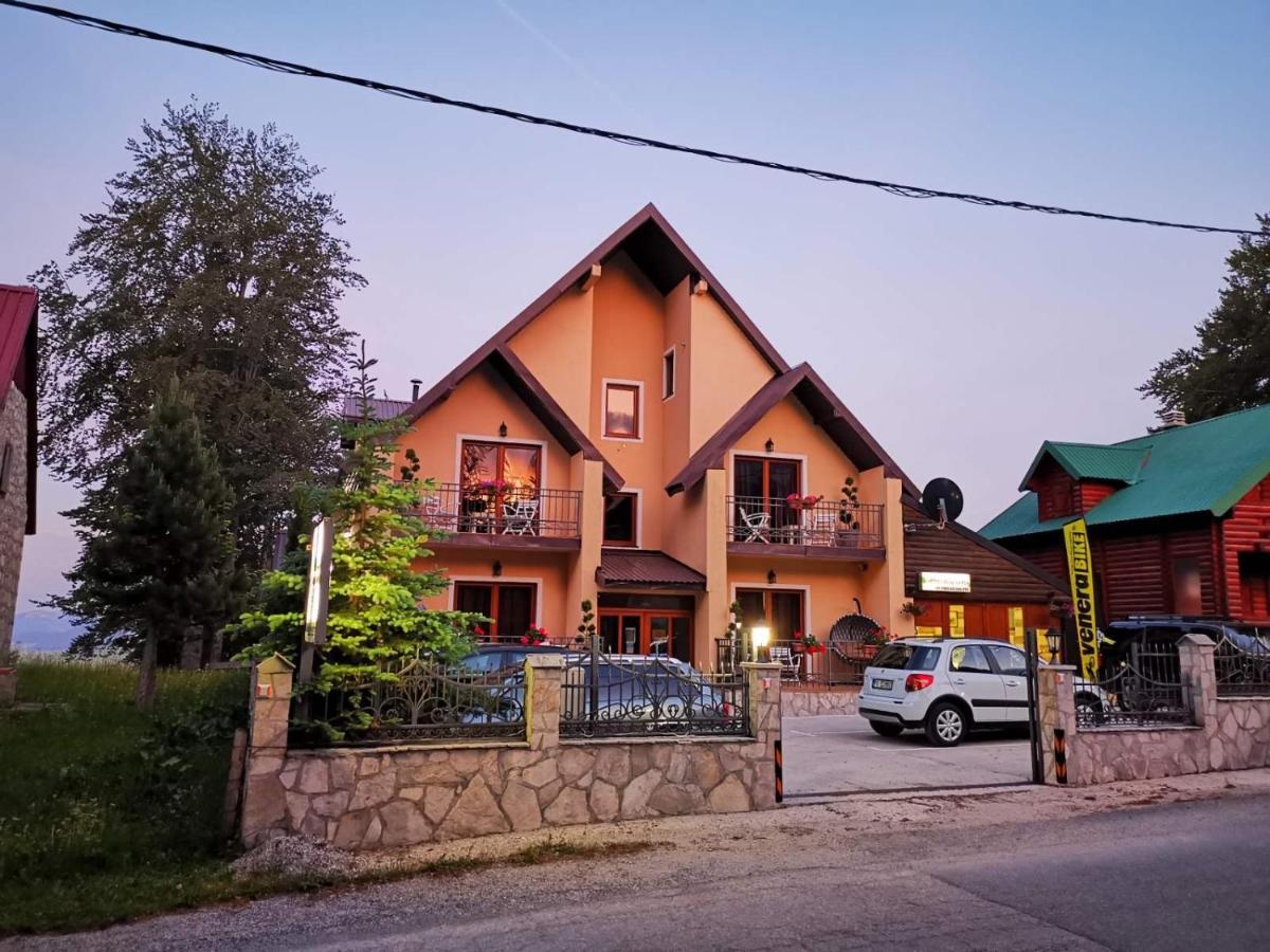 Gorska Vila Apartments Žabljak Eksteriør billede